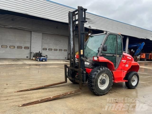 Manitou M 30.2 越野叉车|叉装车