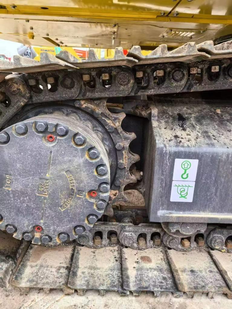 Komatsu PC 220 LC-8 履带挖掘机