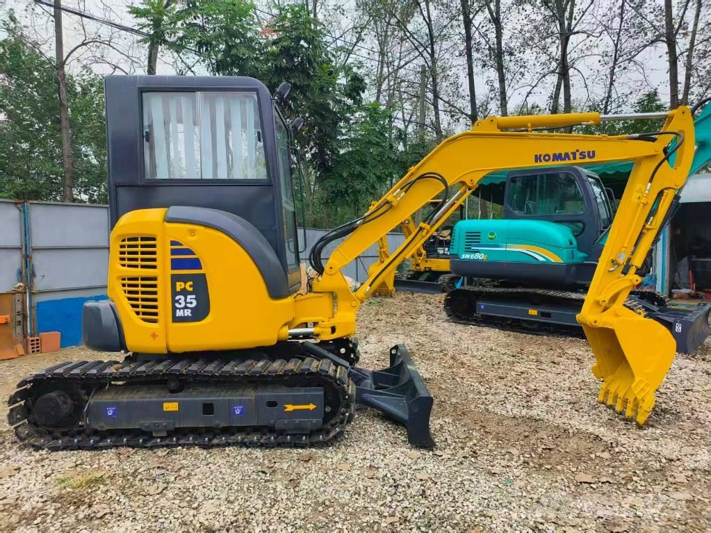 Komatsu PC 35 MR 小型挖掘机