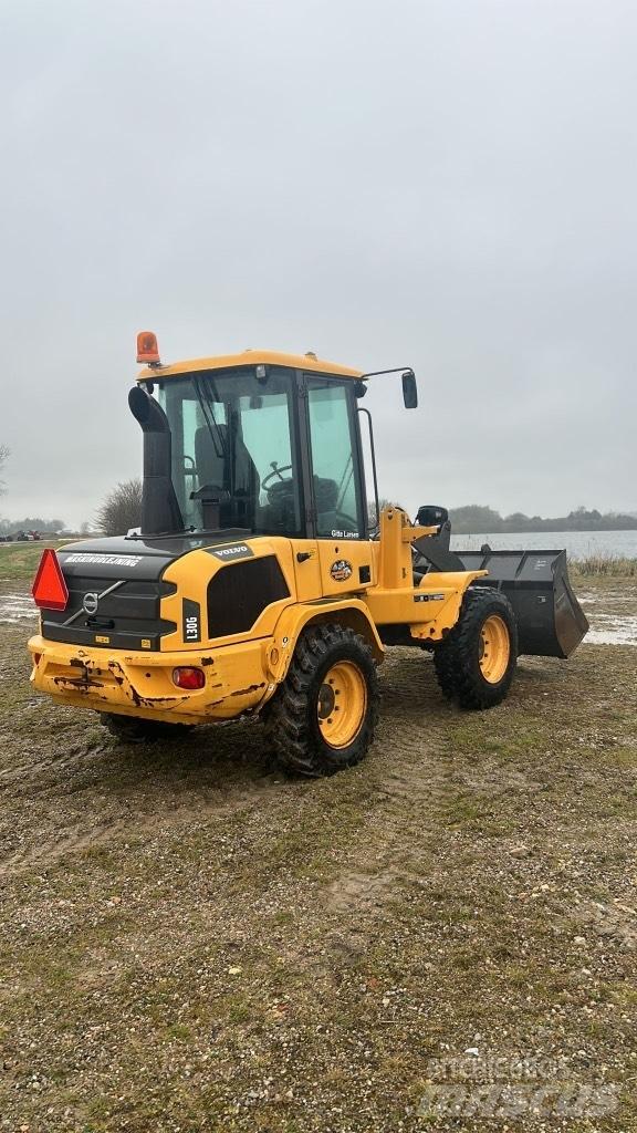 Volvo L 30 G 轮式装载机