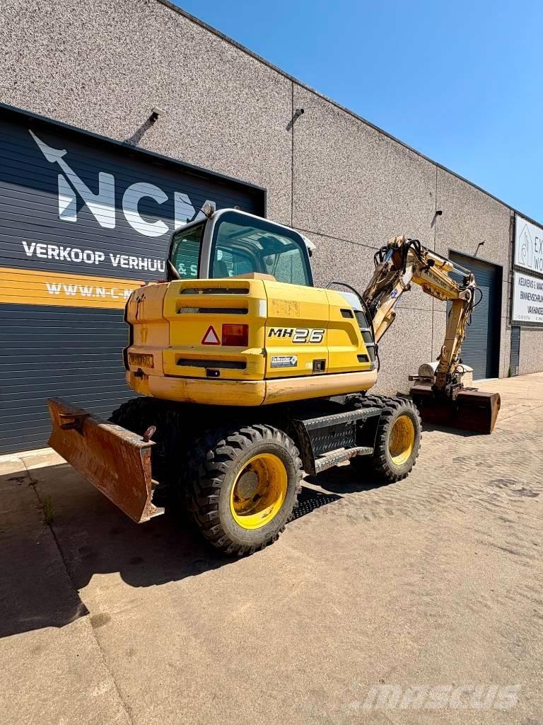 New Holland MH 2.6 轮式挖掘机