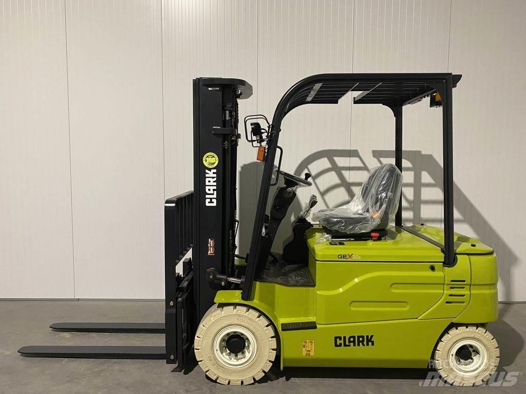 Clark GEX30 电动叉车