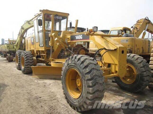 CAT 140 G 平地机/推土机
