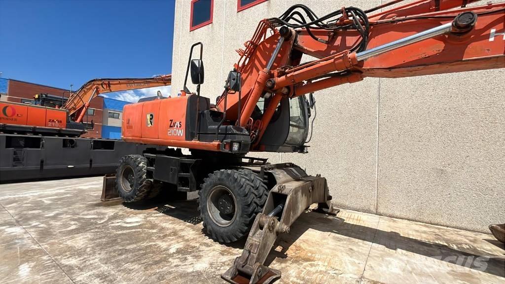 Hitachi ZX 210 W 轮式挖掘机