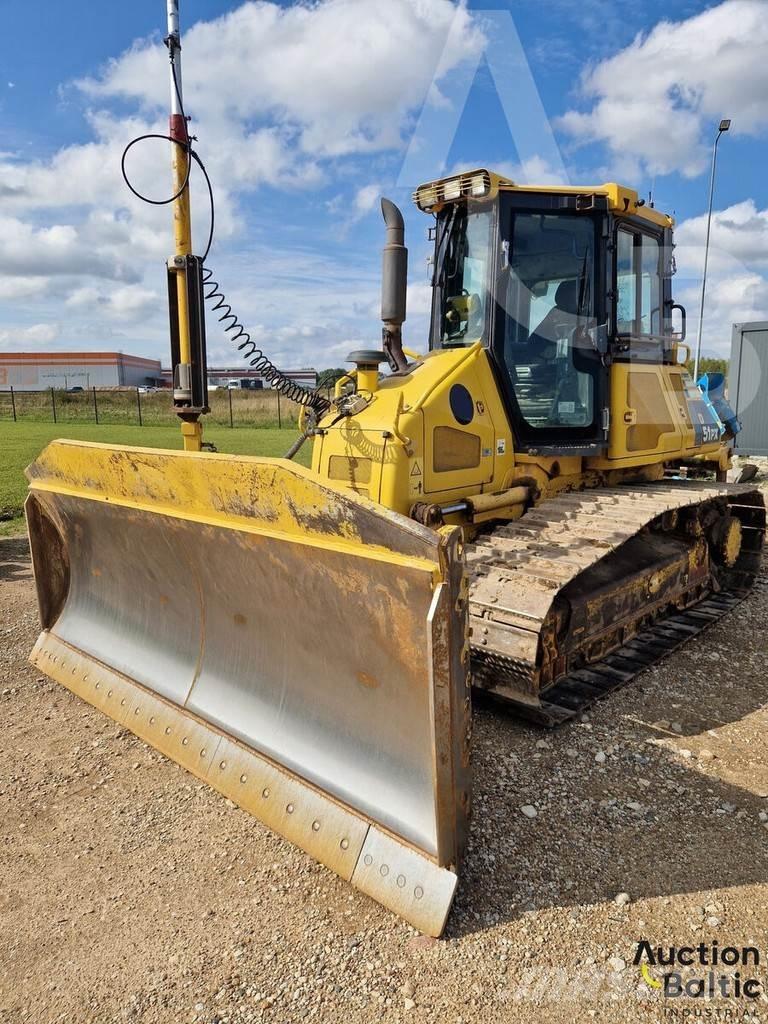 Komatsu D51PX-22 履带式推土机