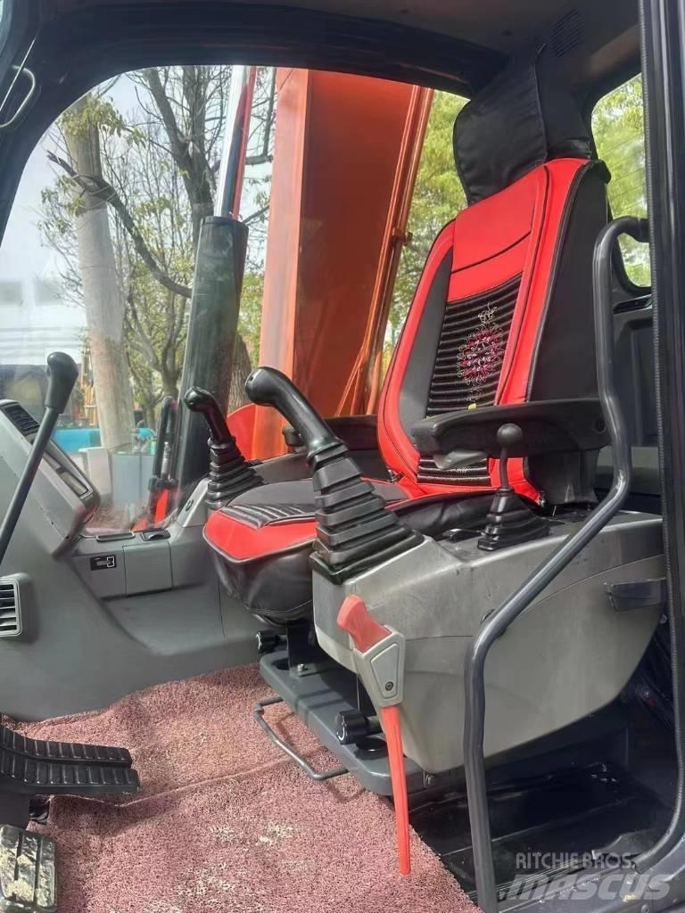 Doosan DX 75LC-9 C 小型挖掘机