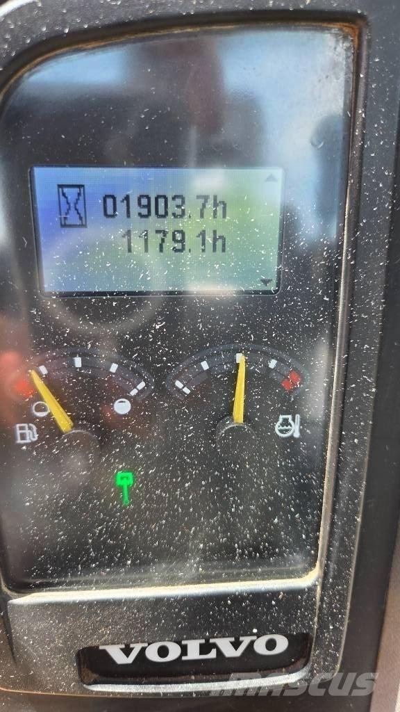 Volvo ECR 88 PLUS 中型挖掘机