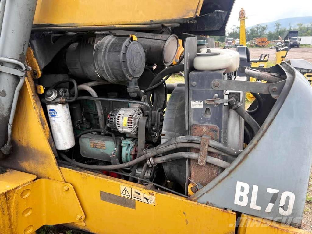 Volvo BL 70 反铲装载机