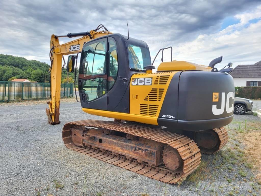 JCB JS 130 LC 履带挖掘机