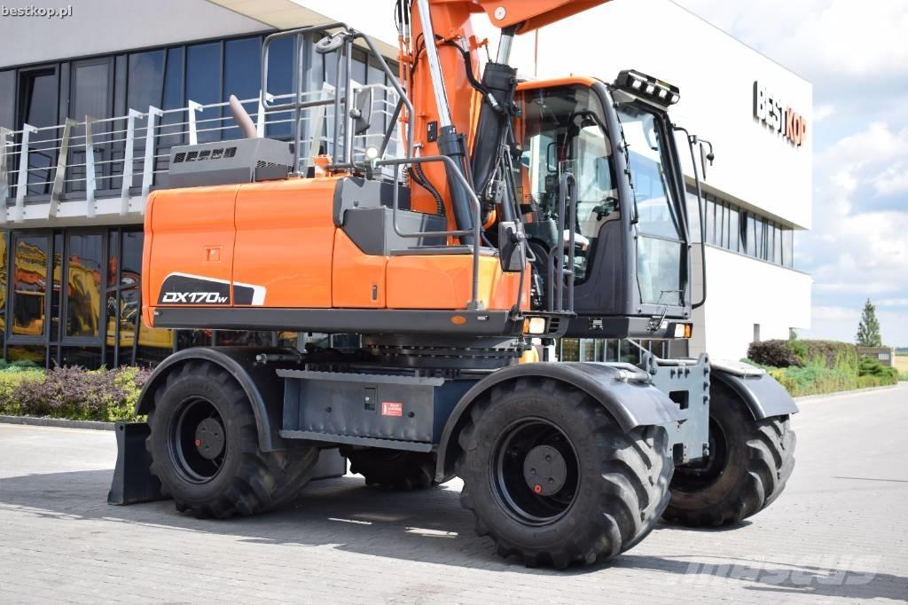 Doosan DX 170 W-5 轮式挖掘机