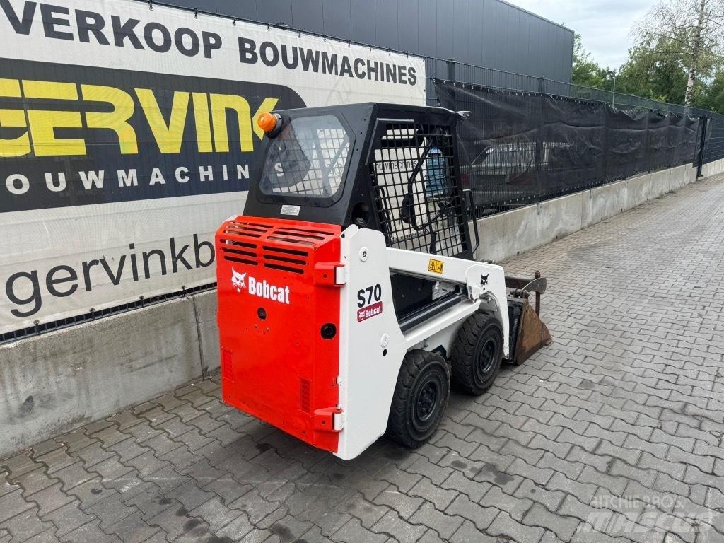 Bobcat S70 滑移装载机