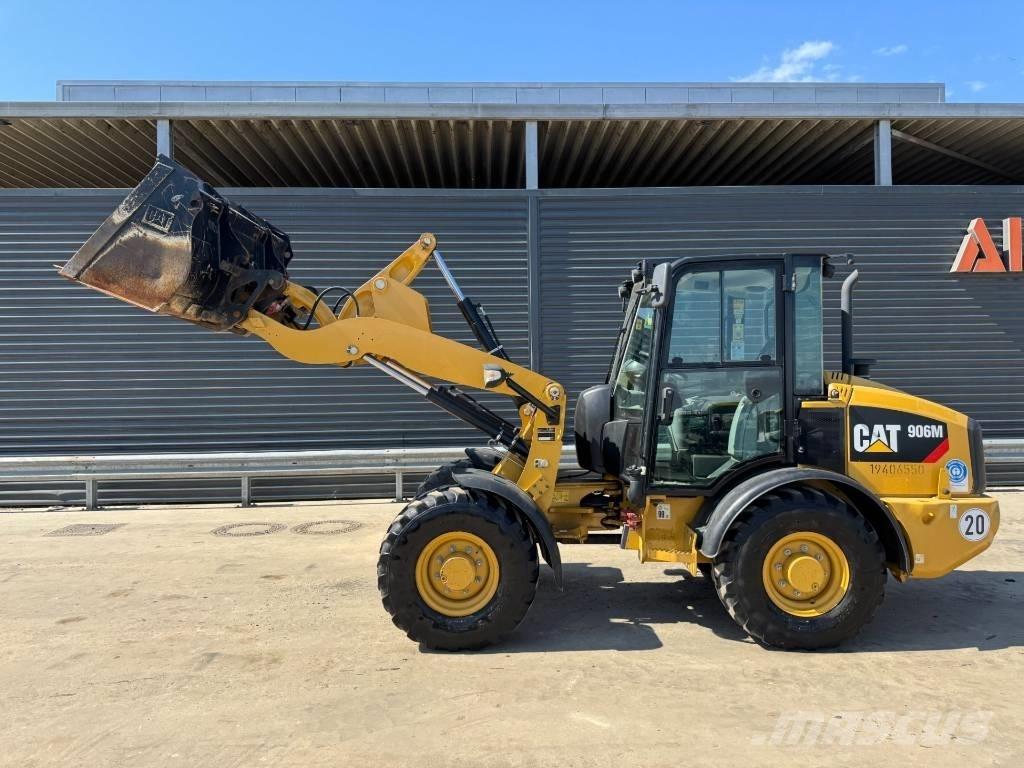 CAT 906M 轮式装载机