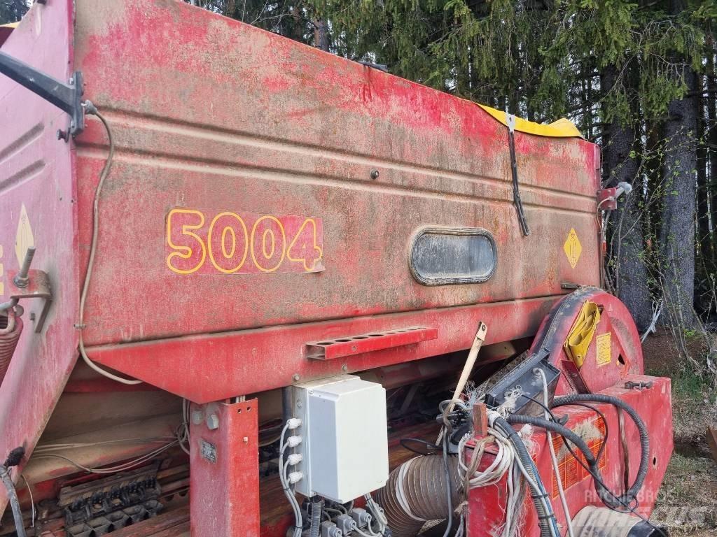 Överum Combijet 5004 多功能条播机