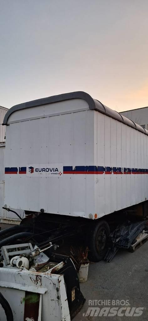  maringotka dvouosá 其他拖车