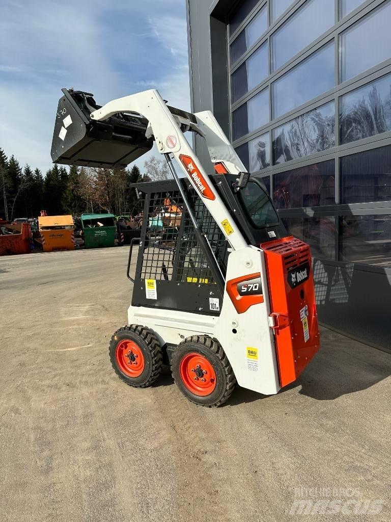 Bobcat S 70 滑移装载机