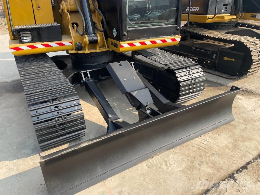 CAT 307 小型挖掘机