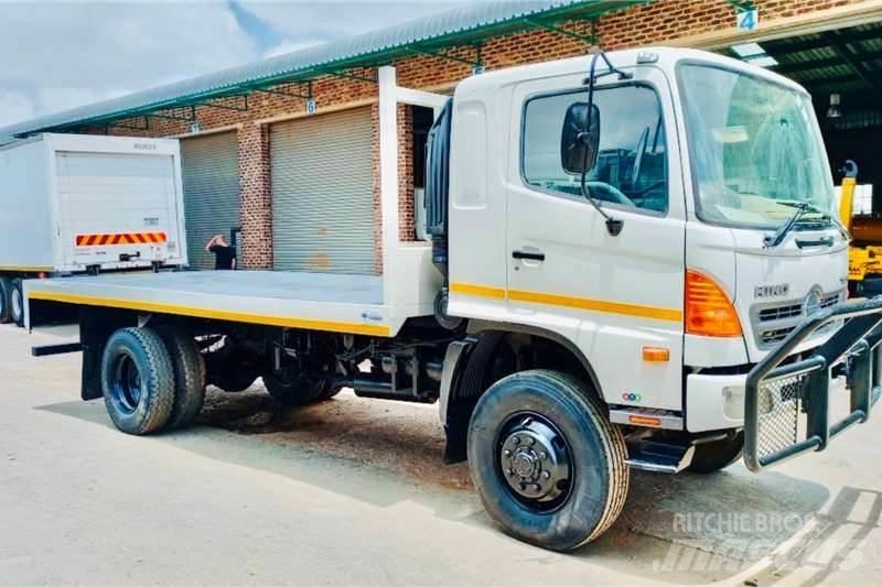 Hino 500 1322 4x4 其他货车