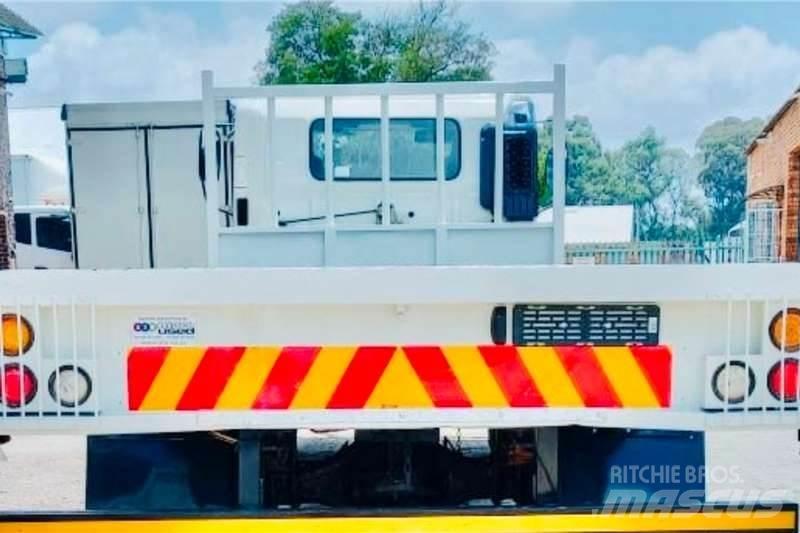 Hino 500 1322 4x4 其他货车