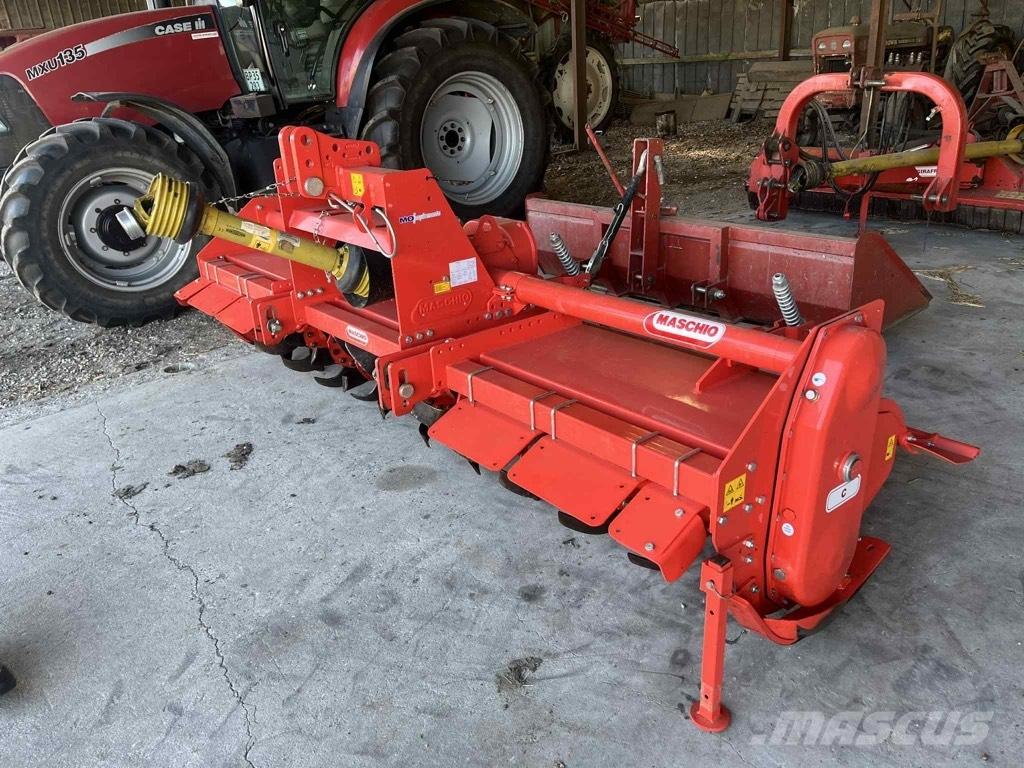 Maschio C 300 动力旋转耙