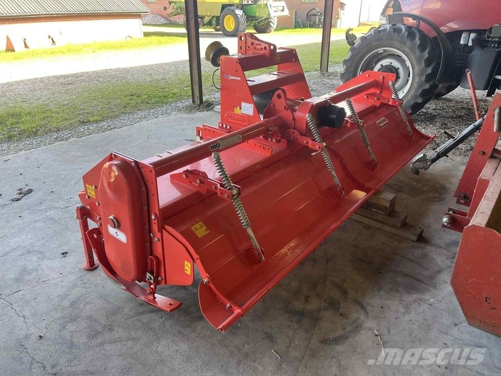 Maschio C 300 动力旋转耙