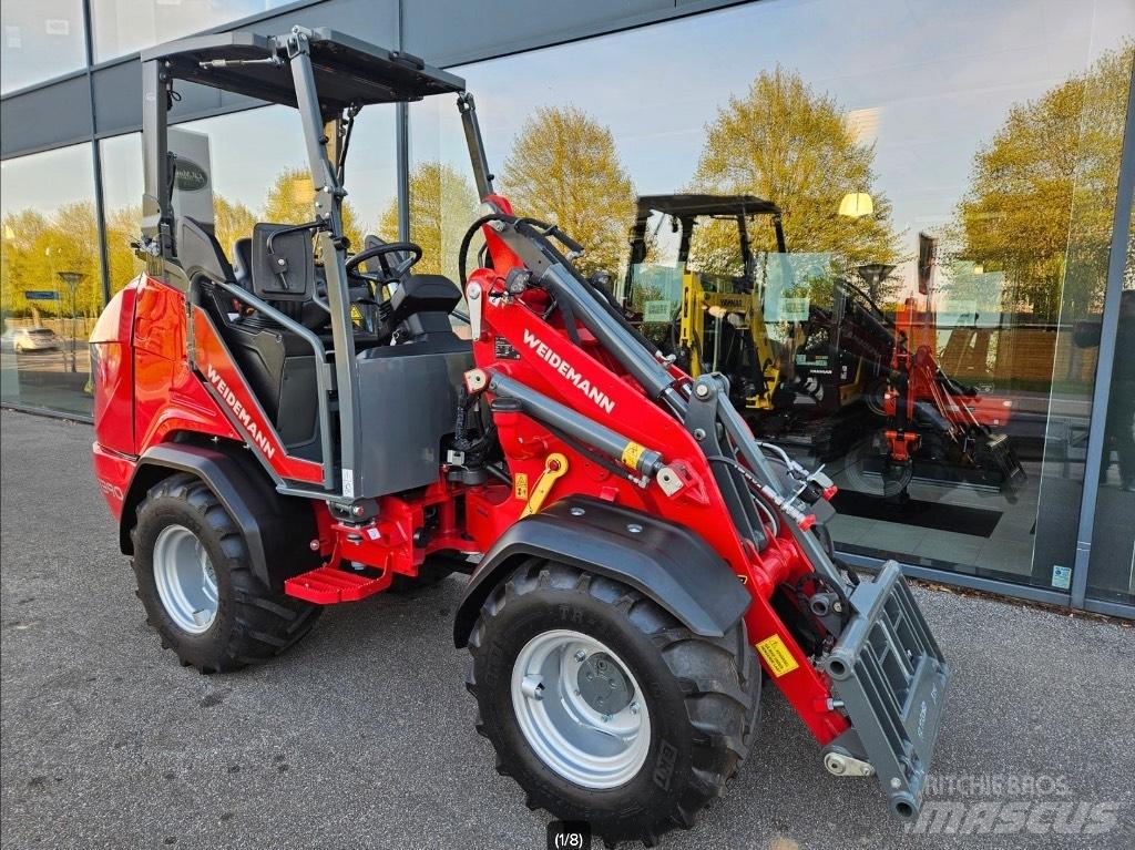 Weidemann 1390 小型装载机