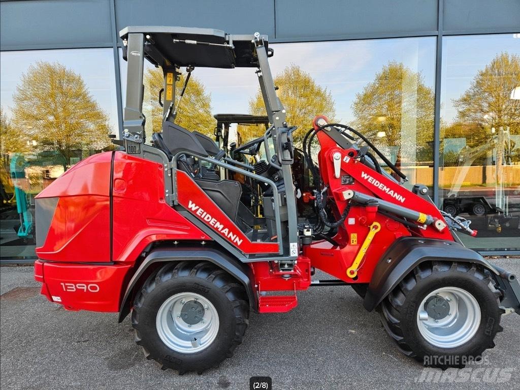 Weidemann 1390 小型装载机
