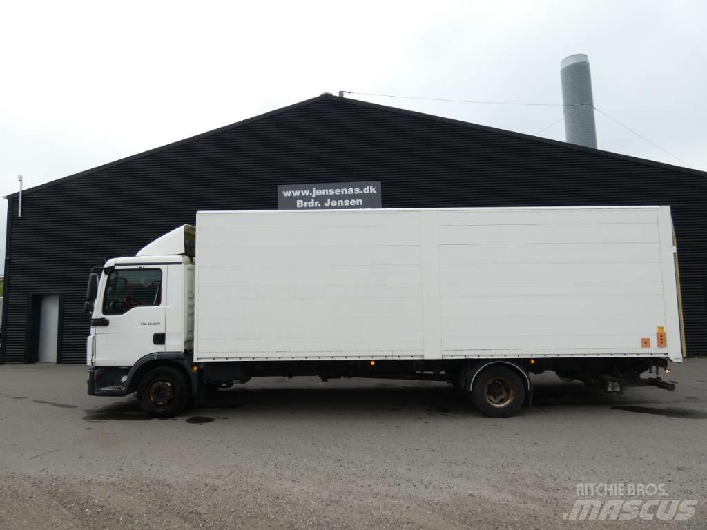 MAN TGL 12.220 BL 厢式货车