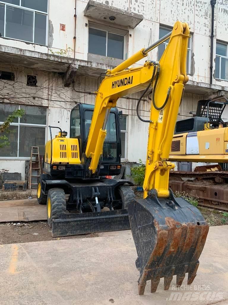 Hyundai Robex 60 W-7 轮式挖掘机