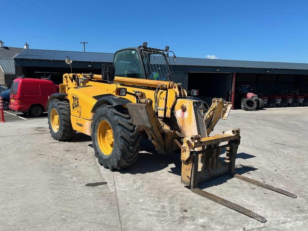 JCB 537-135 伸缩臂叉装车|叉装车