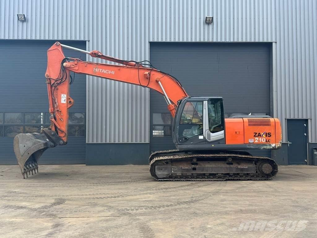 Hitachi ZX210LC-3 履带挖掘机