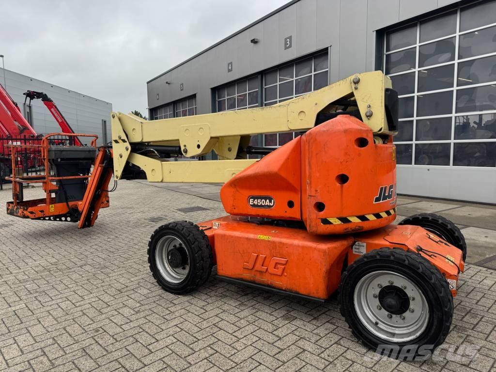 JLG E 450 AJ 曲臂高空工作平台
