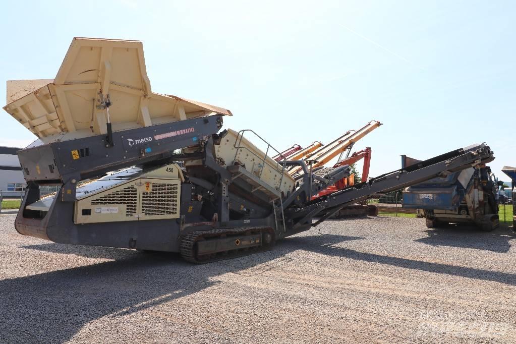 Metso S 2.5 移动式筛分机