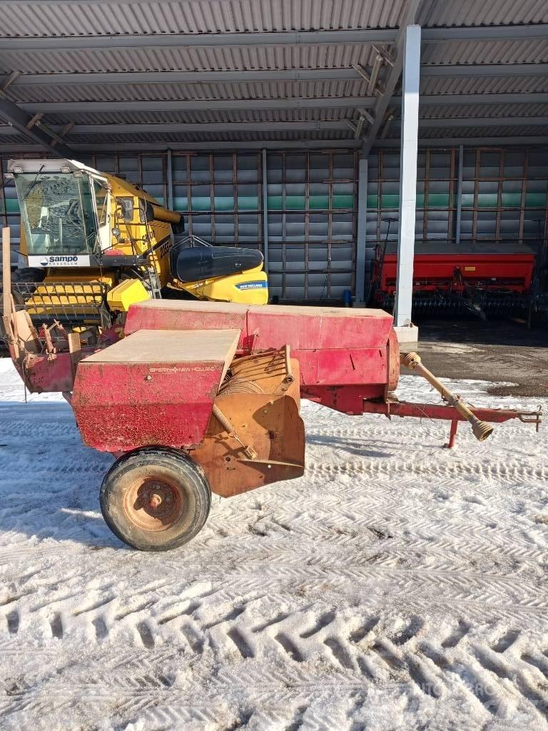 New Holland 265 方捆打捆机