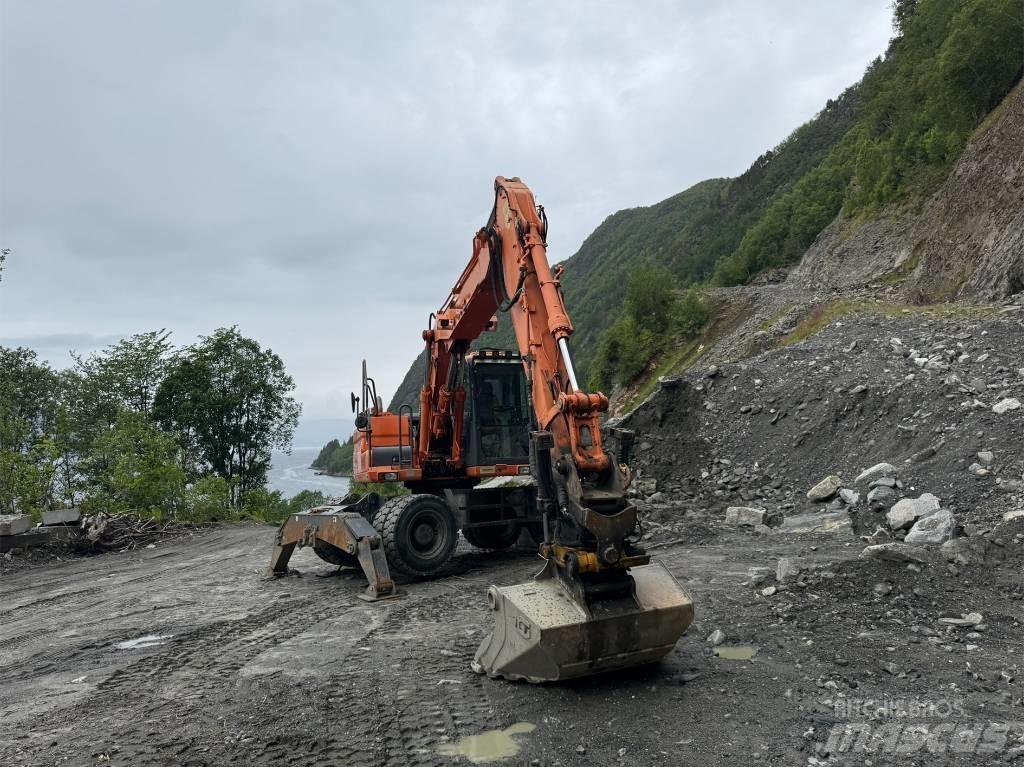 Doosan 140 W 轮式挖掘机