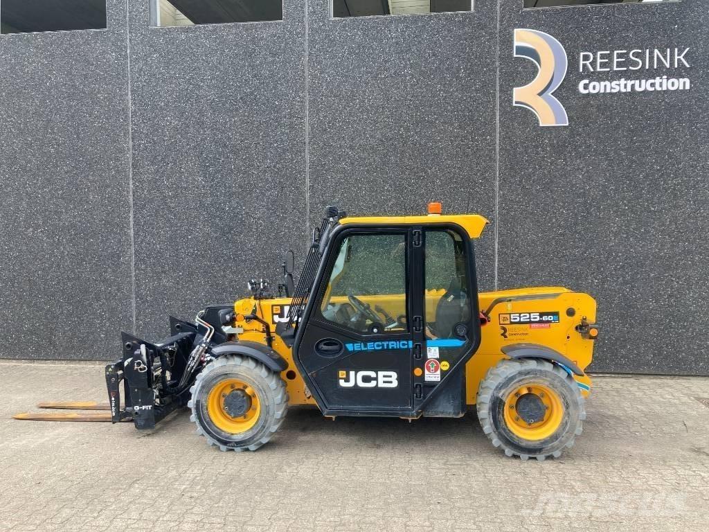 JCB 525-60 E 伸缩臂叉装车|叉装车