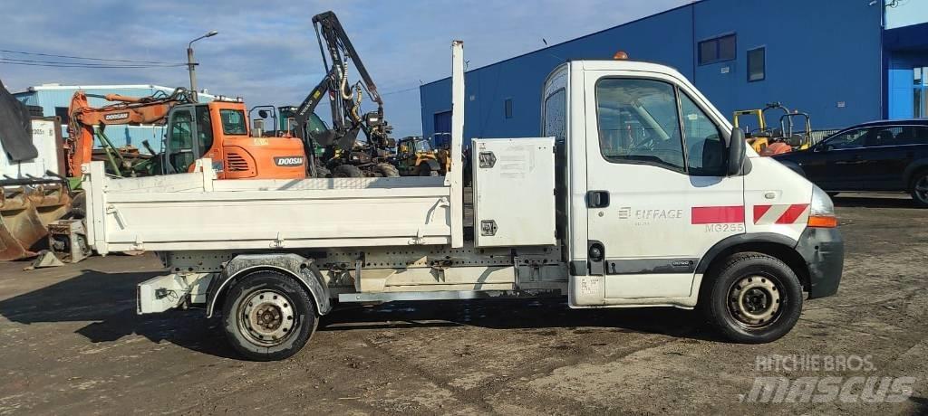 Renault Master 120 自卸式货车