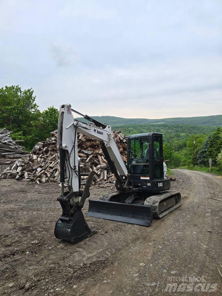 Bobcat E 45 小型挖掘机