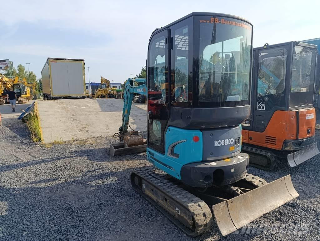 Kobelco SK 17 SR-3 小型挖掘机
