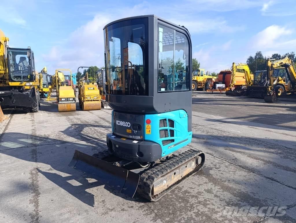 Kobelco SK 17 SR-3 小型挖掘机