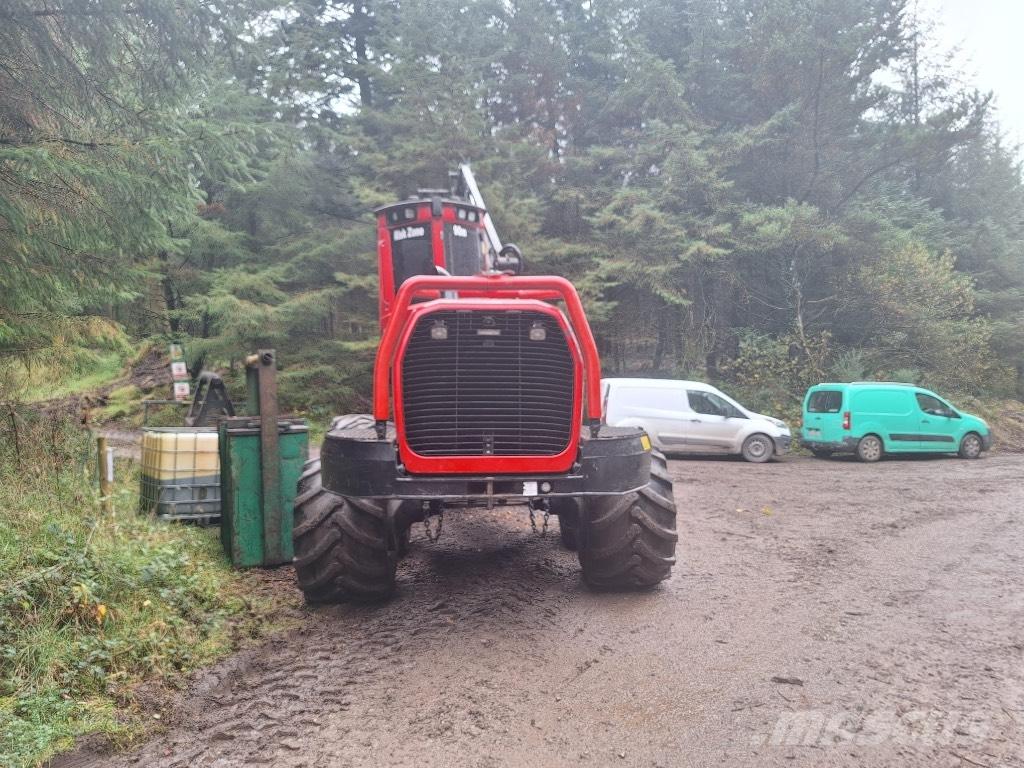 Komatsu 901 XC 收割机