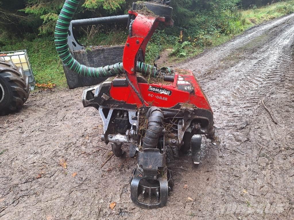 Komatsu 901 XC 收割机