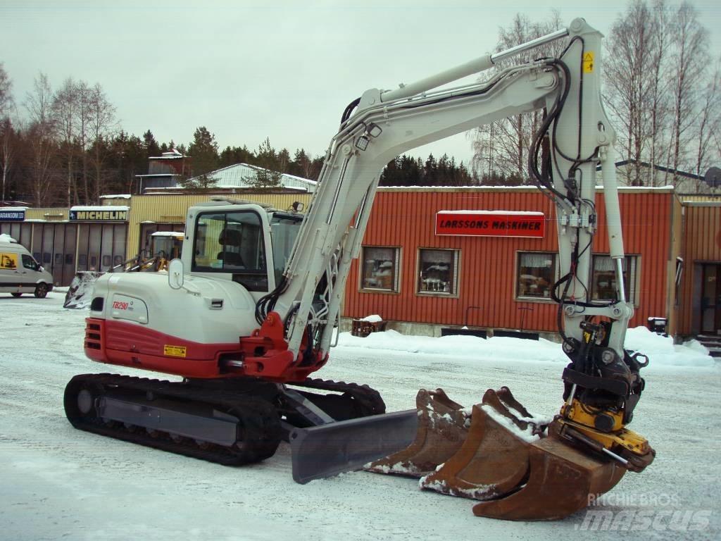 Takeuchi TB 290 中型挖掘机