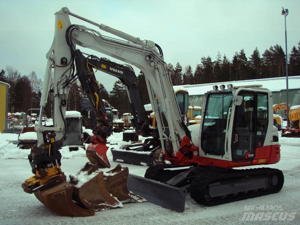 Takeuchi TB 290 中型挖掘机