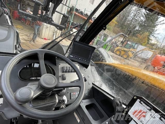 Sany STH 1056 A 伸缩臂叉装车|叉装车