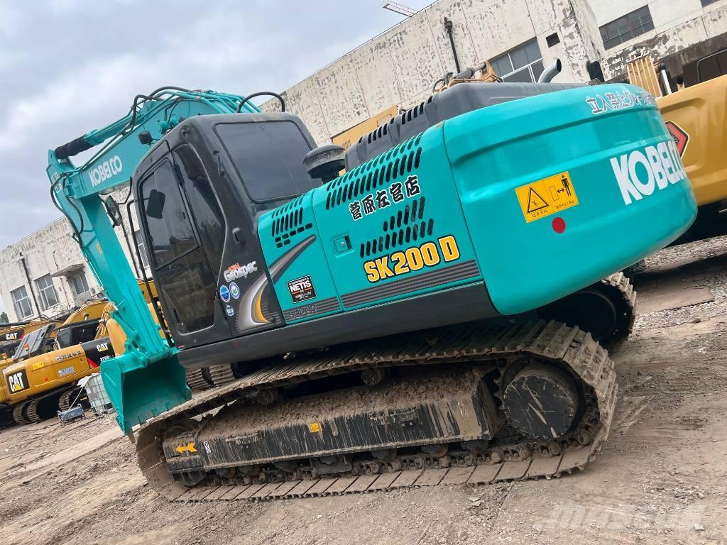 Kobelco SK 200 履带挖掘机
