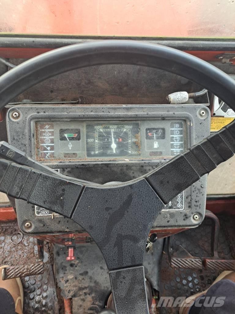 Fiat 680DTH 拖拉机/农用车