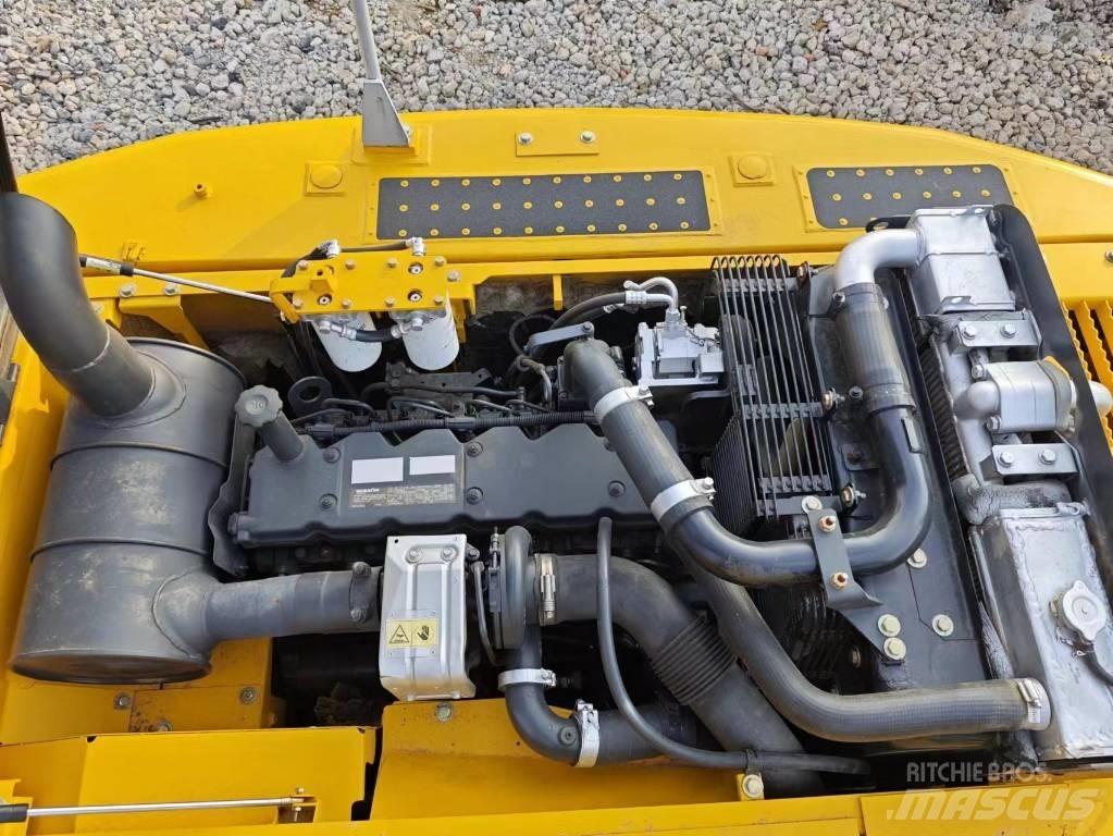 Komatsu PC 200 履带挖掘机