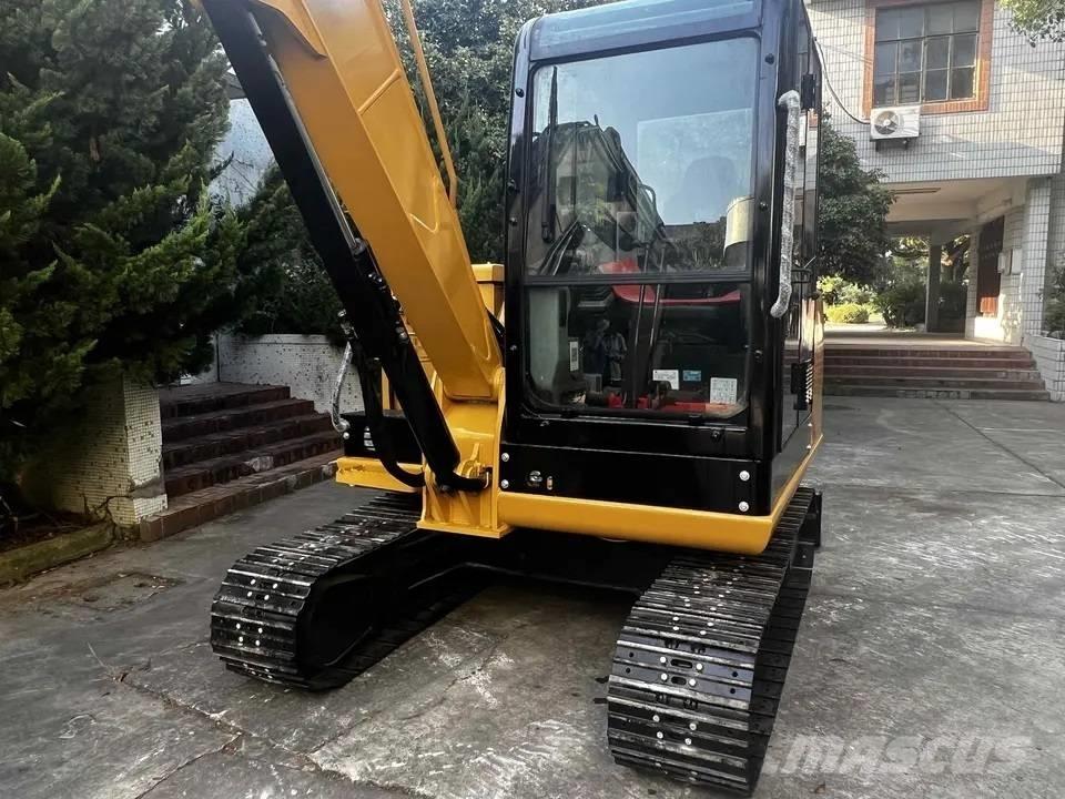CAT 306E2 小型挖掘机