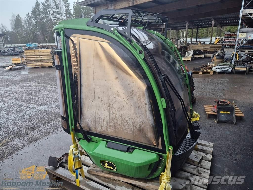 John Deere 1270G 驾驶室与内部