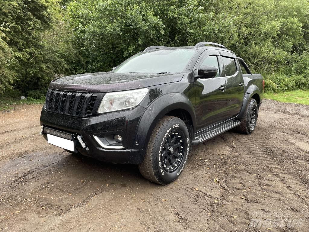 Nissan Navara 皮卡车